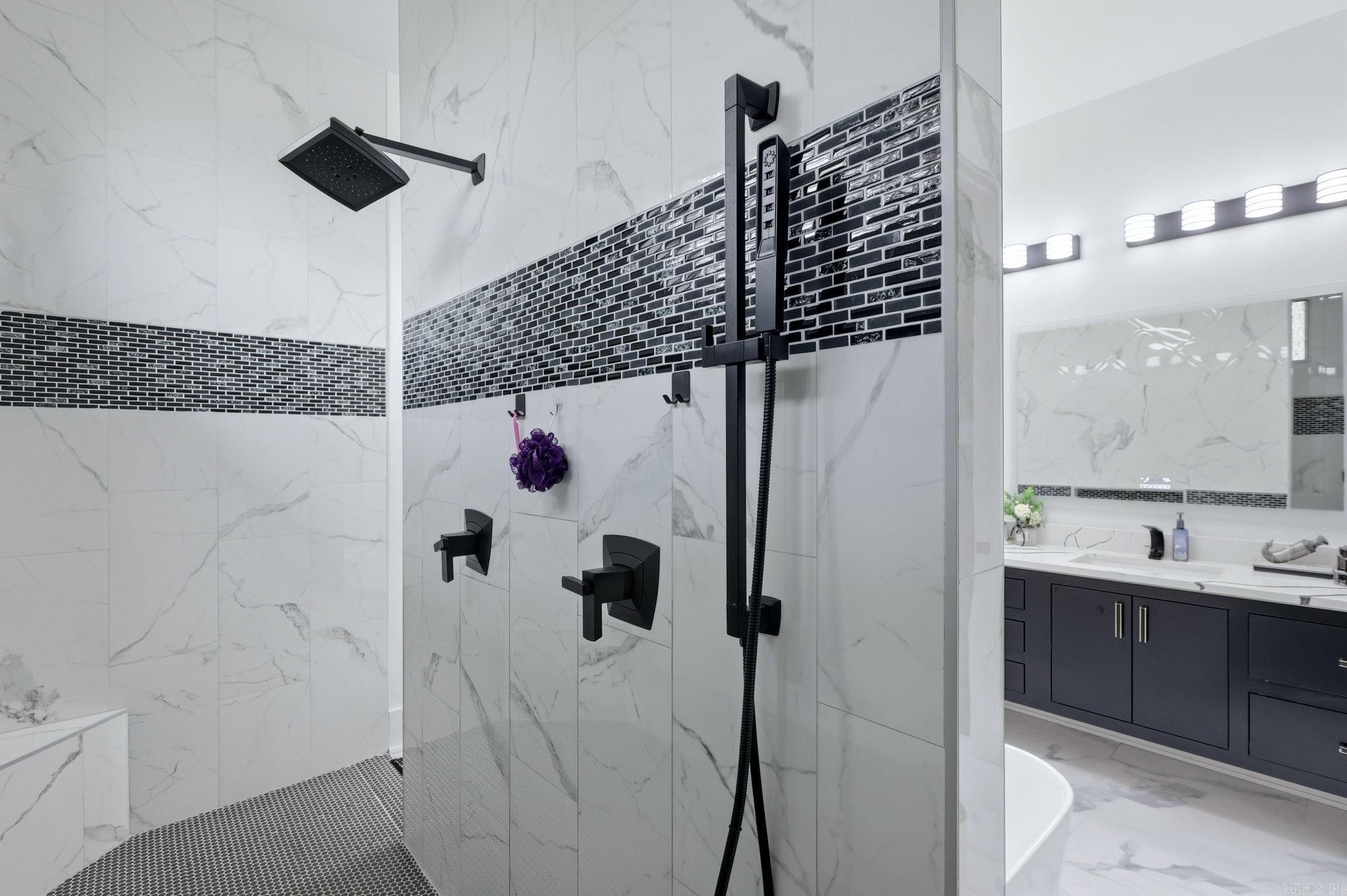 CHENAL VALLEY FALSTONE COURT - Residential