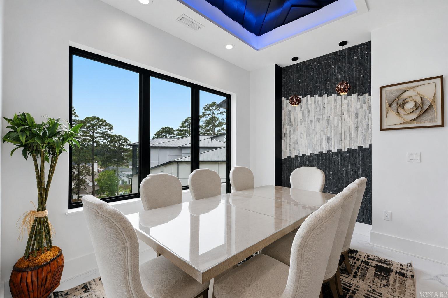 CHENAL VALLEY FALSTONE COURT - Residential