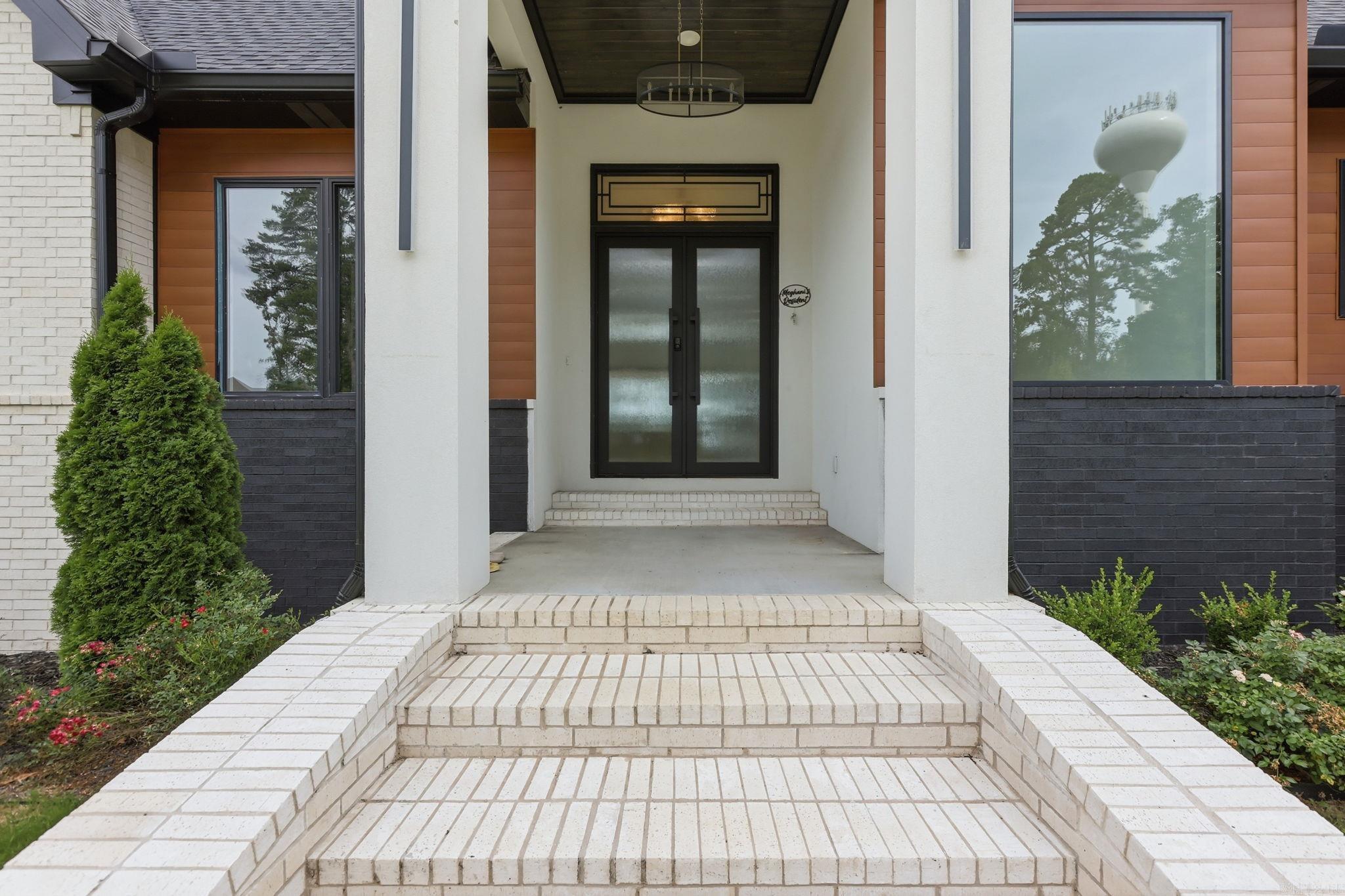 CHENAL VALLEY FALSTONE COURT - Residential