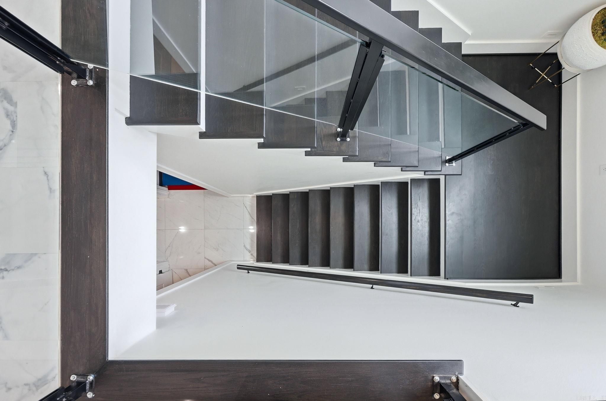 CHENAL VALLEY FALSTONE COURT - Residential