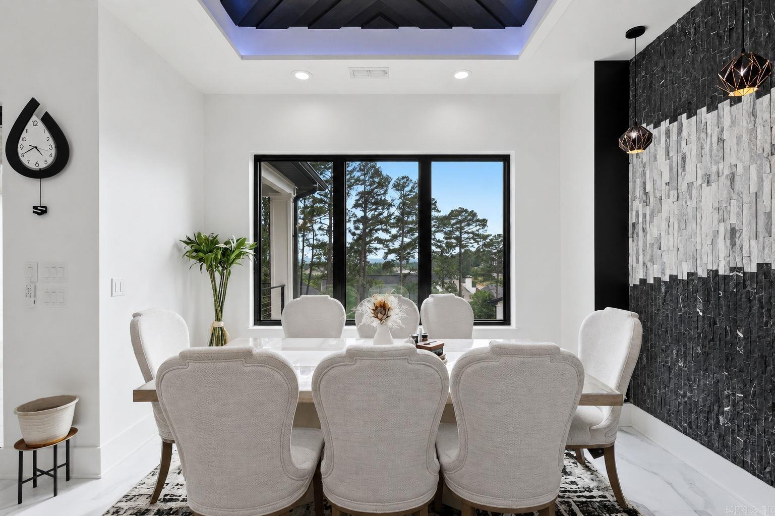 CHENAL VALLEY FALSTONE COURT - Residential