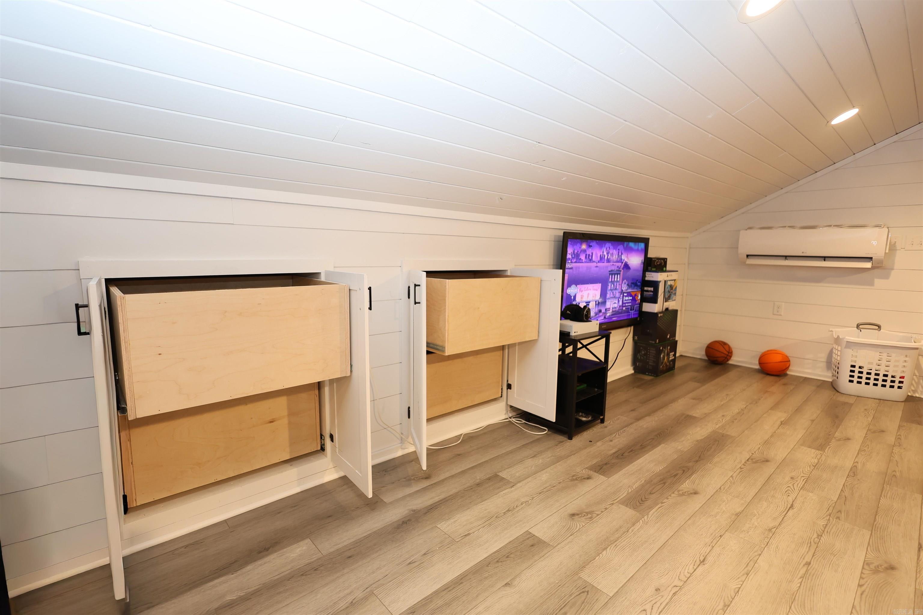 AMITY ORIGINAL ADDN - Residential