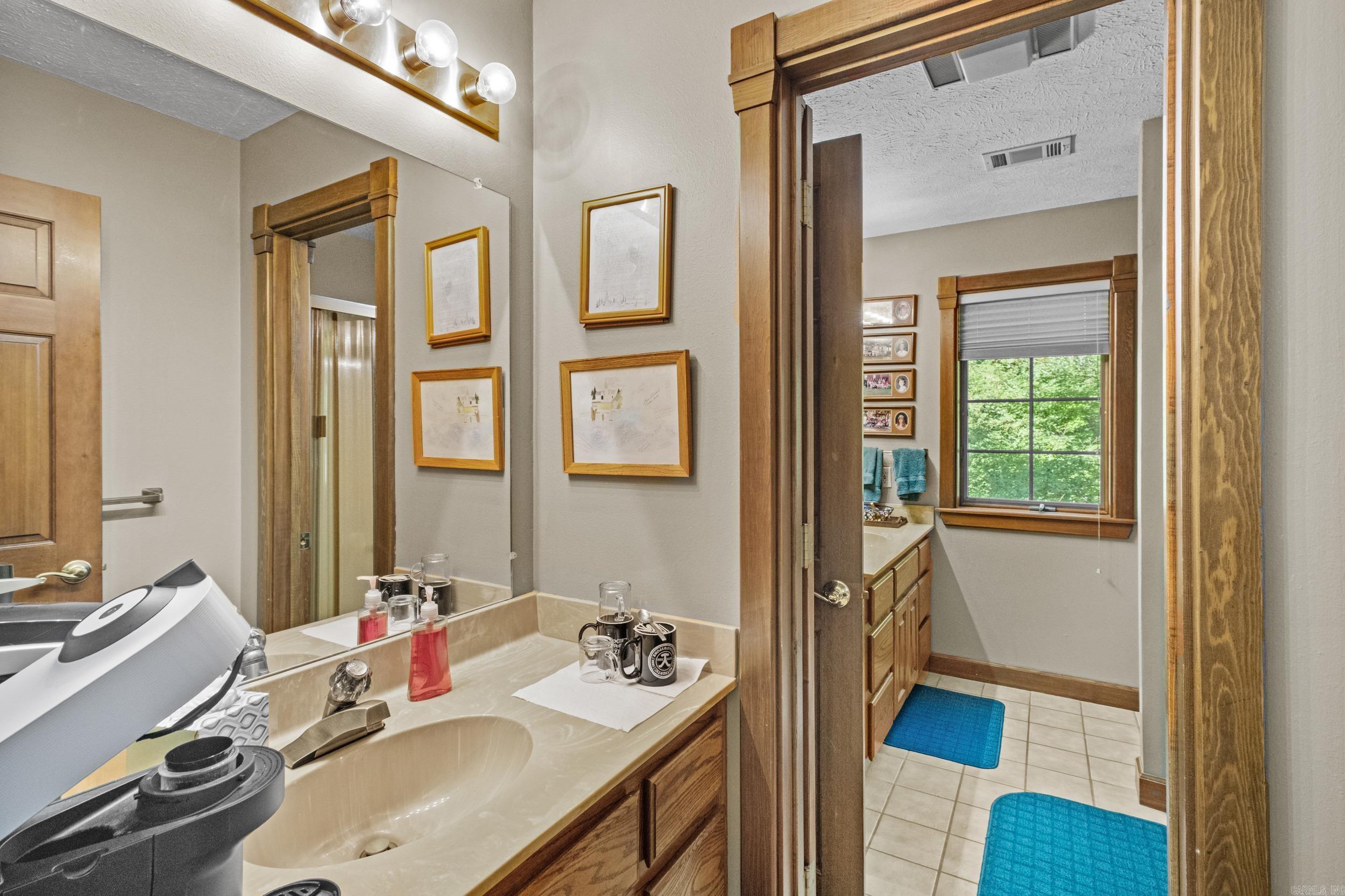 COUNTRY CLUB EAST ADD (SEARCY) - Residential