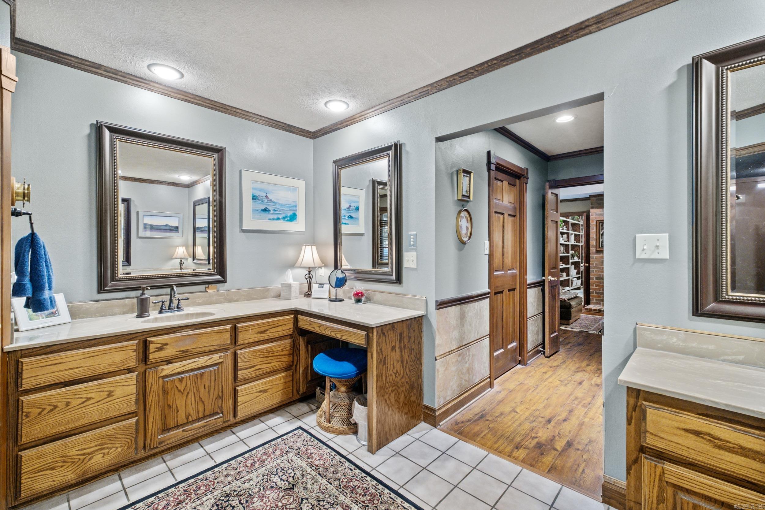 COUNTRY CLUB EAST ADD (SEARCY) - Residential