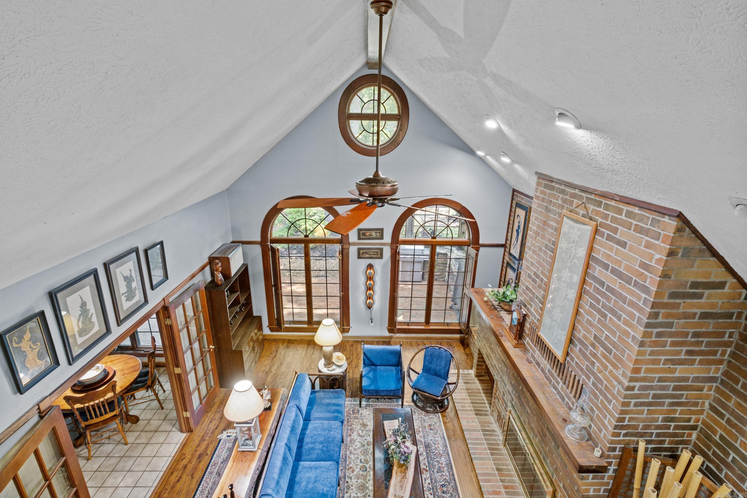 COUNTRY CLUB EAST ADD (SEARCY) - Residential