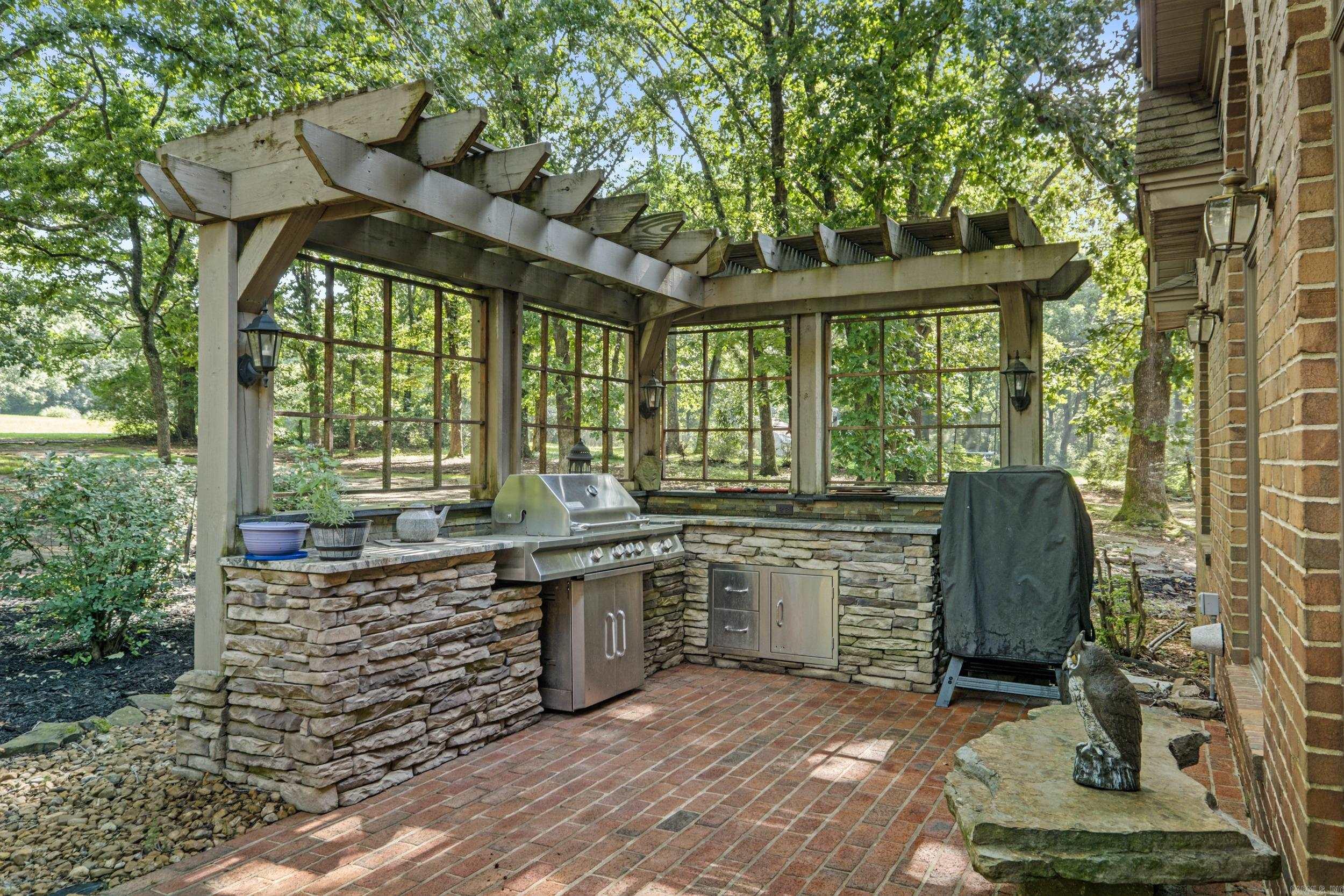 COUNTRY CLUB EAST ADD (SEARCY) - Residential