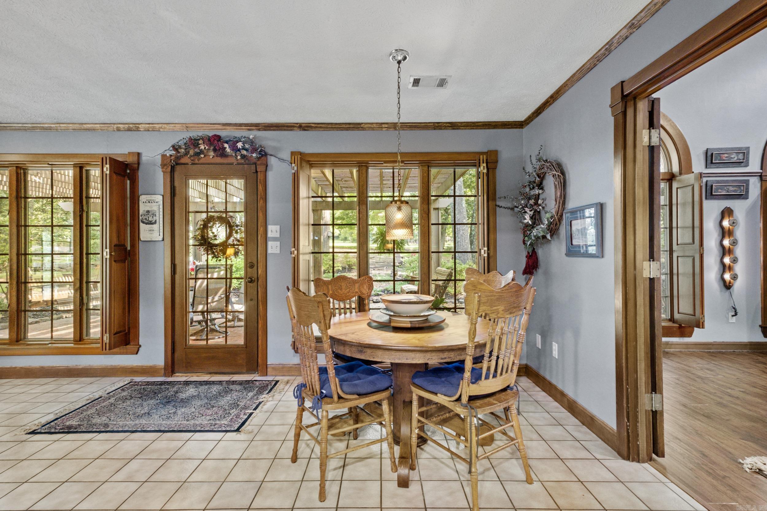 COUNTRY CLUB EAST ADD (SEARCY) - Residential