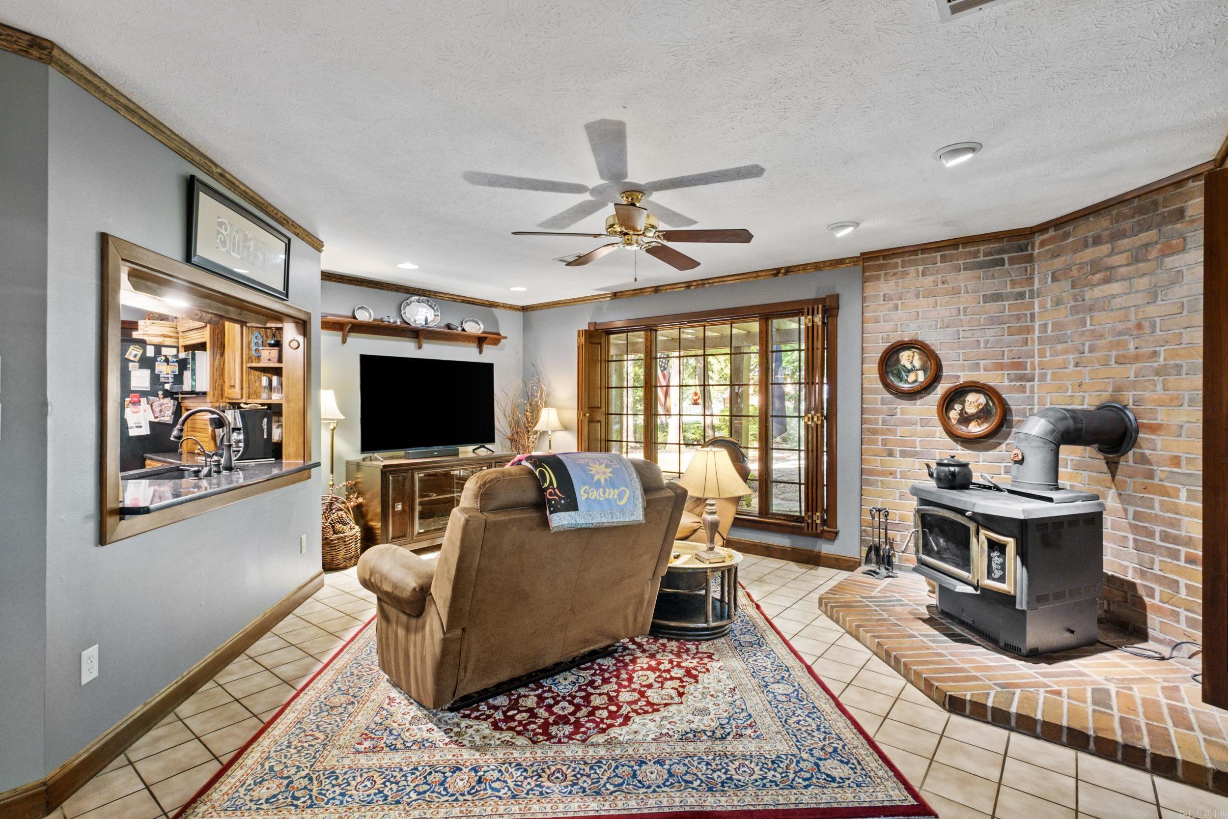 COUNTRY CLUB EAST ADD (SEARCY) - Residential