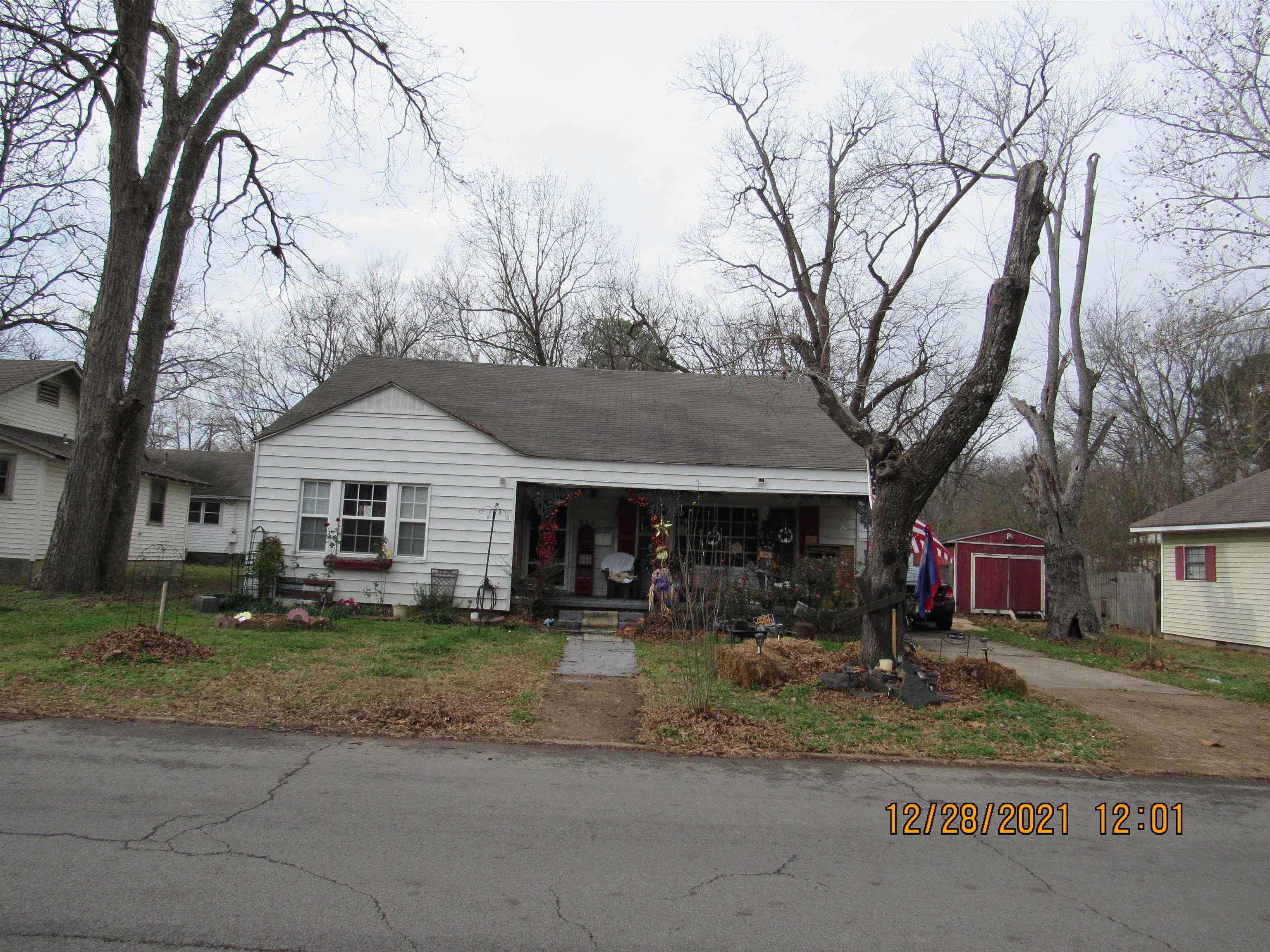 Excellent investment or housing opportunity for parents who have a son or daughter entering Harding University in the fall of 2022.  House is approximately nine blocks from the Harding University campus.  House was extensively remodeled in 2016.  Improvements included new HVAC system, new roof, new windows and extensive electrical system upgrades.