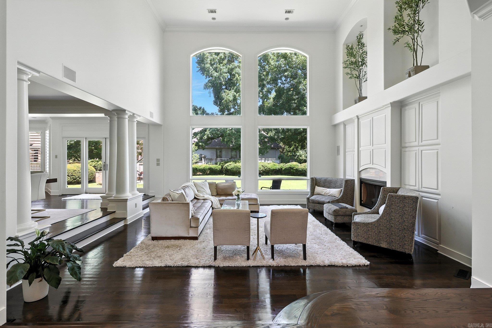 CHENAL VALLEY CHENAL CIRCLE - Residential