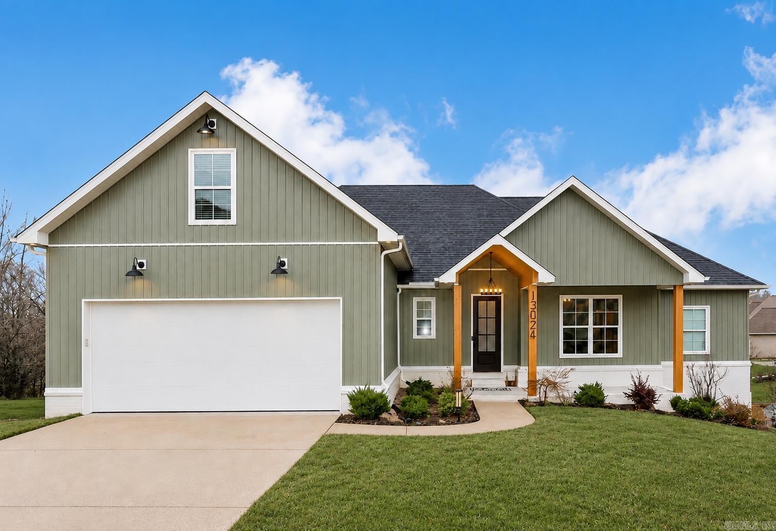 AVILLA HILLS - Residential