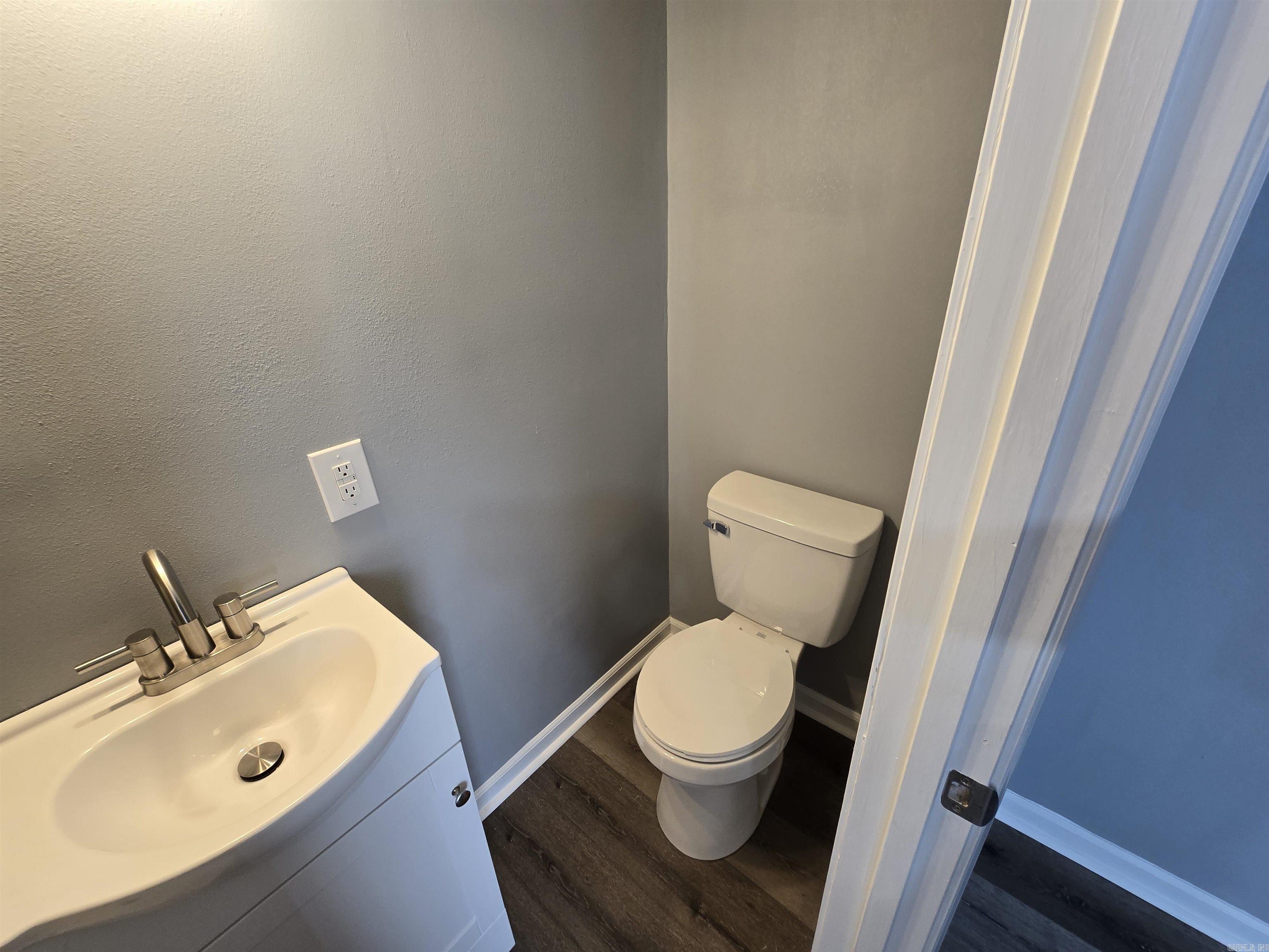 LYNCH ADD - Residential