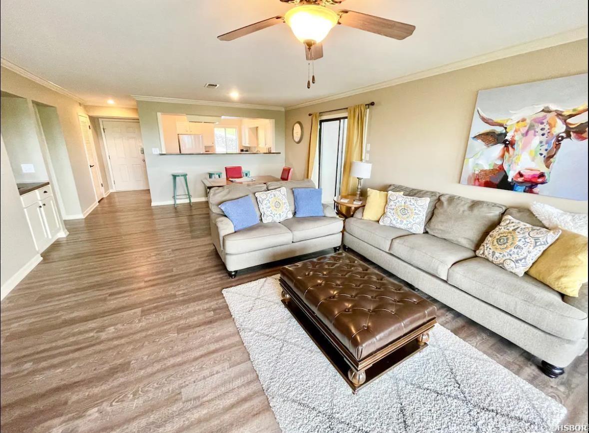 Newly remodeled 2BR/2BA condo on Lake Hamilton. All furniture, furnishings and contents convey to the new buyer.  The condo has a fireplace and an expansive balcony overlooking the lake.  The condo also has a strong track record as a short term rental with very good reviews on Airbnb! Local management in place.  Located in the gated community of South Shore with amenities that include a swimming pool, hot tub and tennis court(s).