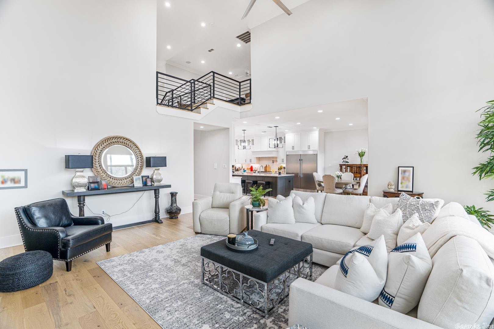 CHENAL VALLEY HALLEN COURT - Residential