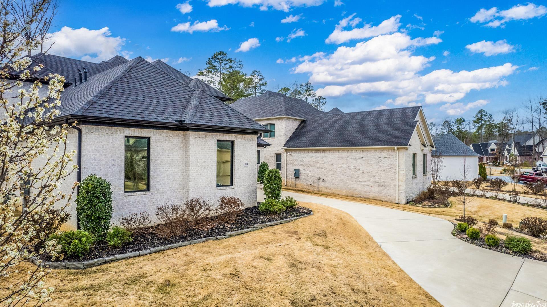 CHENAL VALLEY HALLEN COURT - Residential