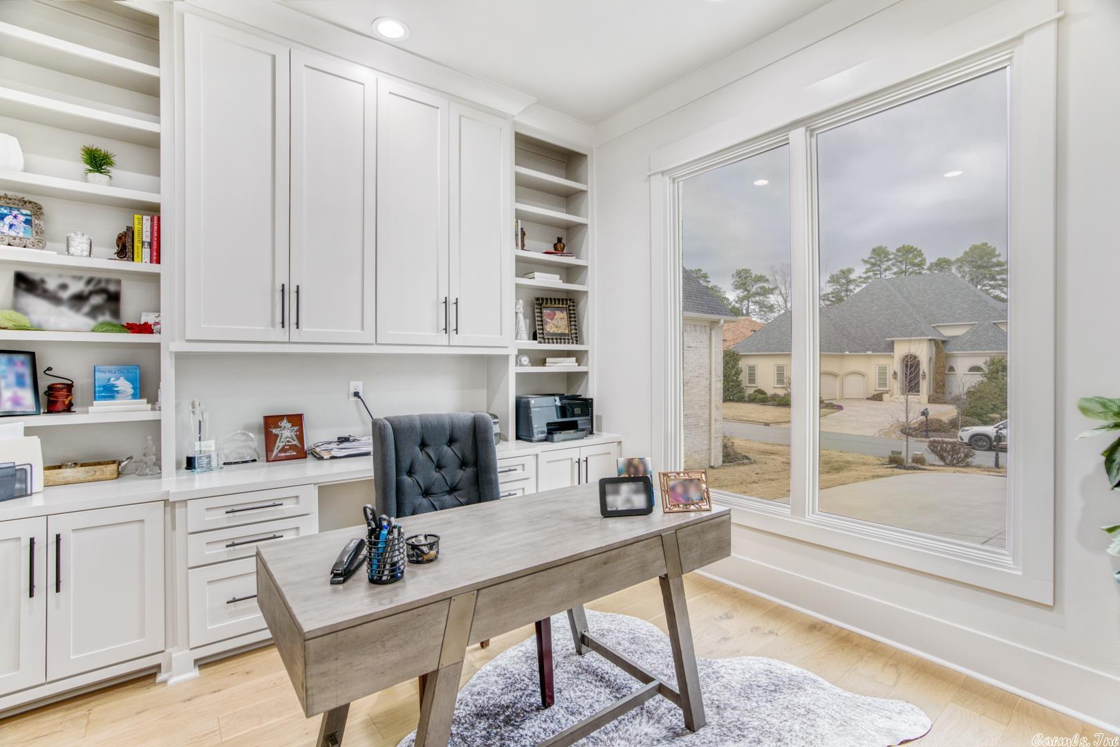 CHENAL VALLEY HALLEN COURT - Residential