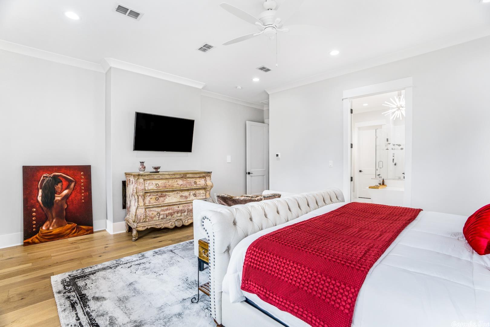 CHENAL VALLEY HALLEN COURT - Residential