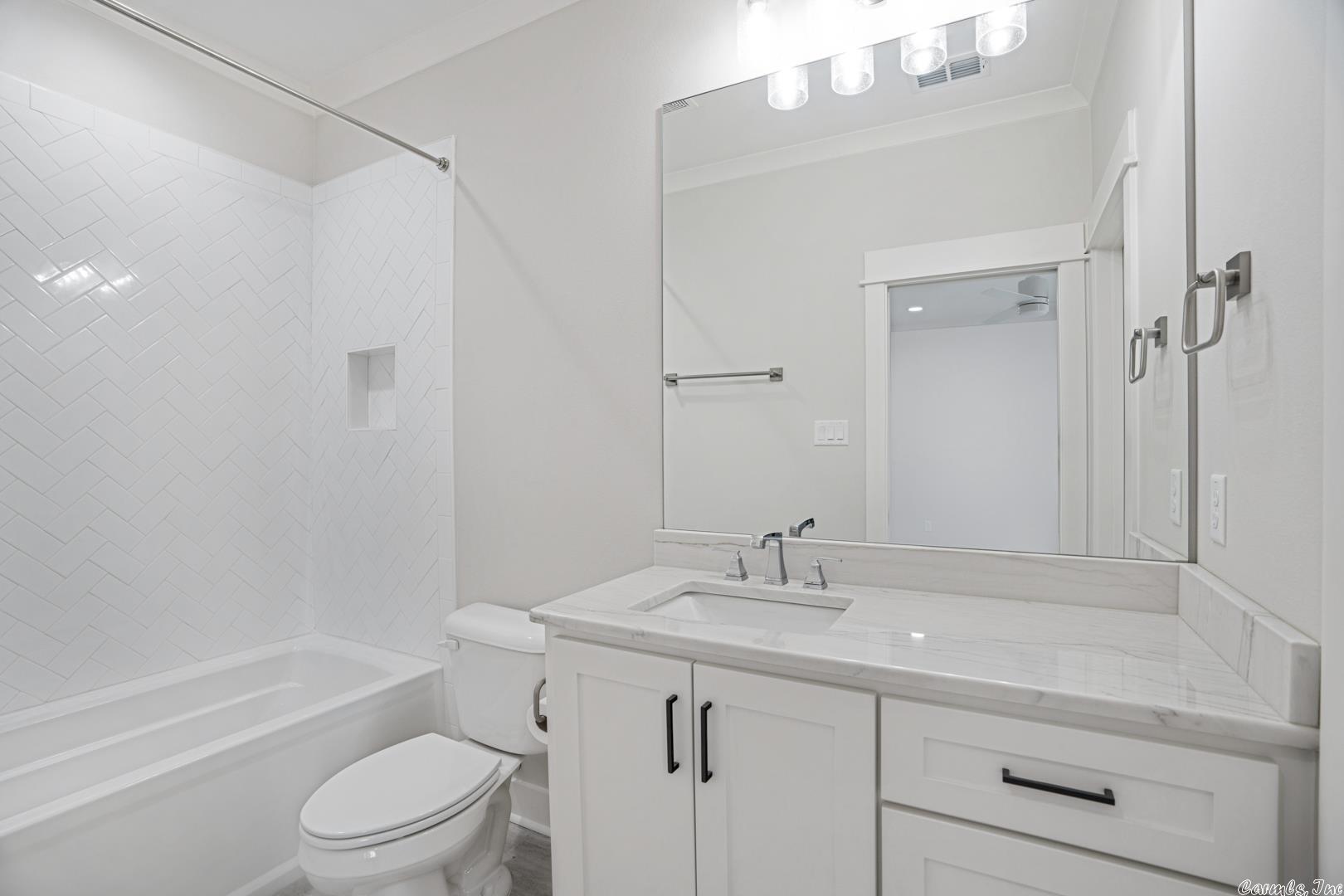 CHENAL VALLEY HALLEN COURT - Residential