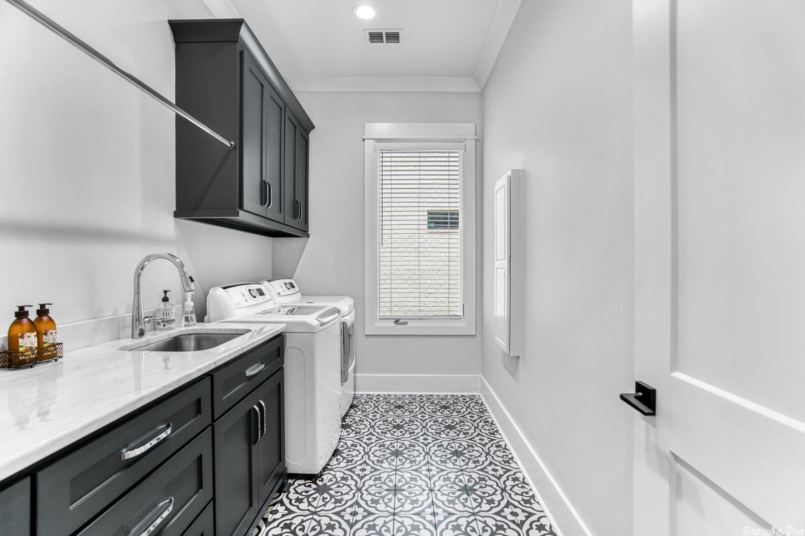 CHENAL VALLEY HALLEN COURT - Residential