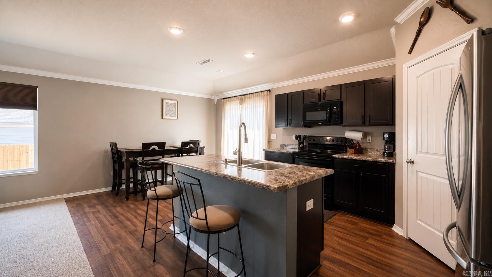 THE MEADOWS - Residential