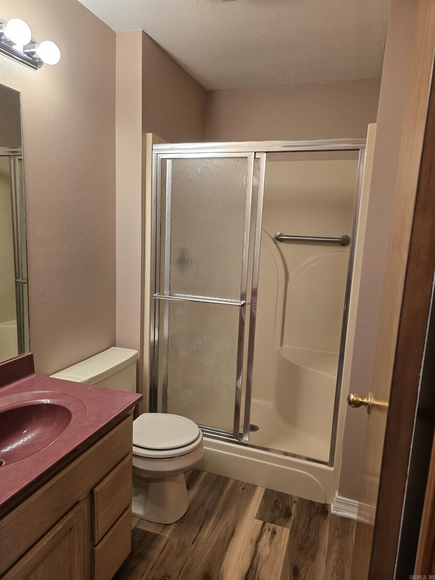 RIVER OAKS COMMONS - Residential