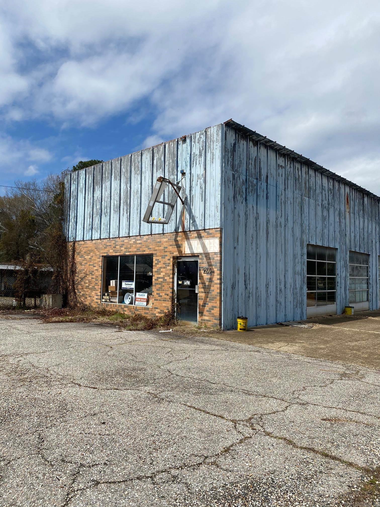 Lund and Hill - Commercial Sale