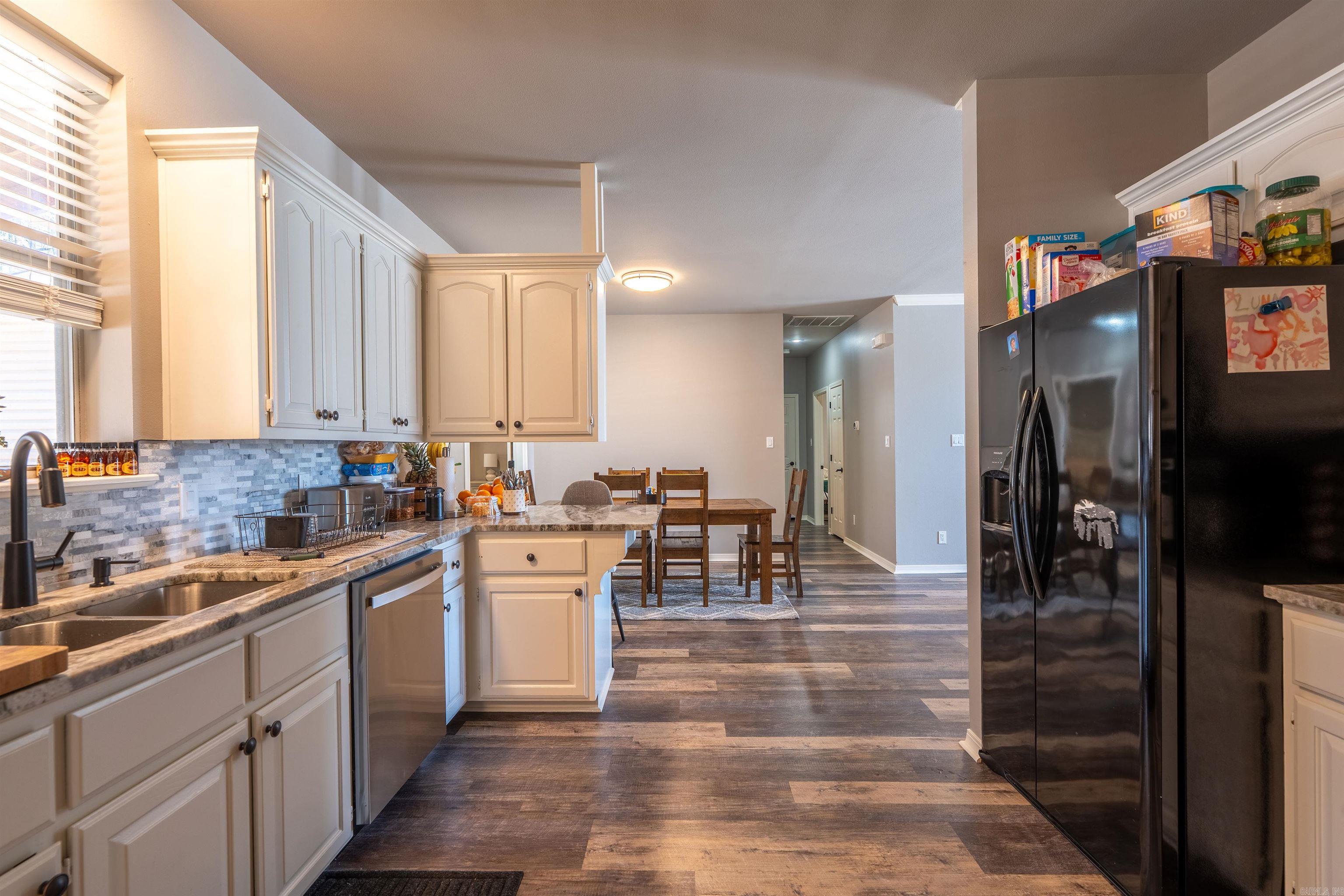 ARROWHEAD VILLAGE - Residential