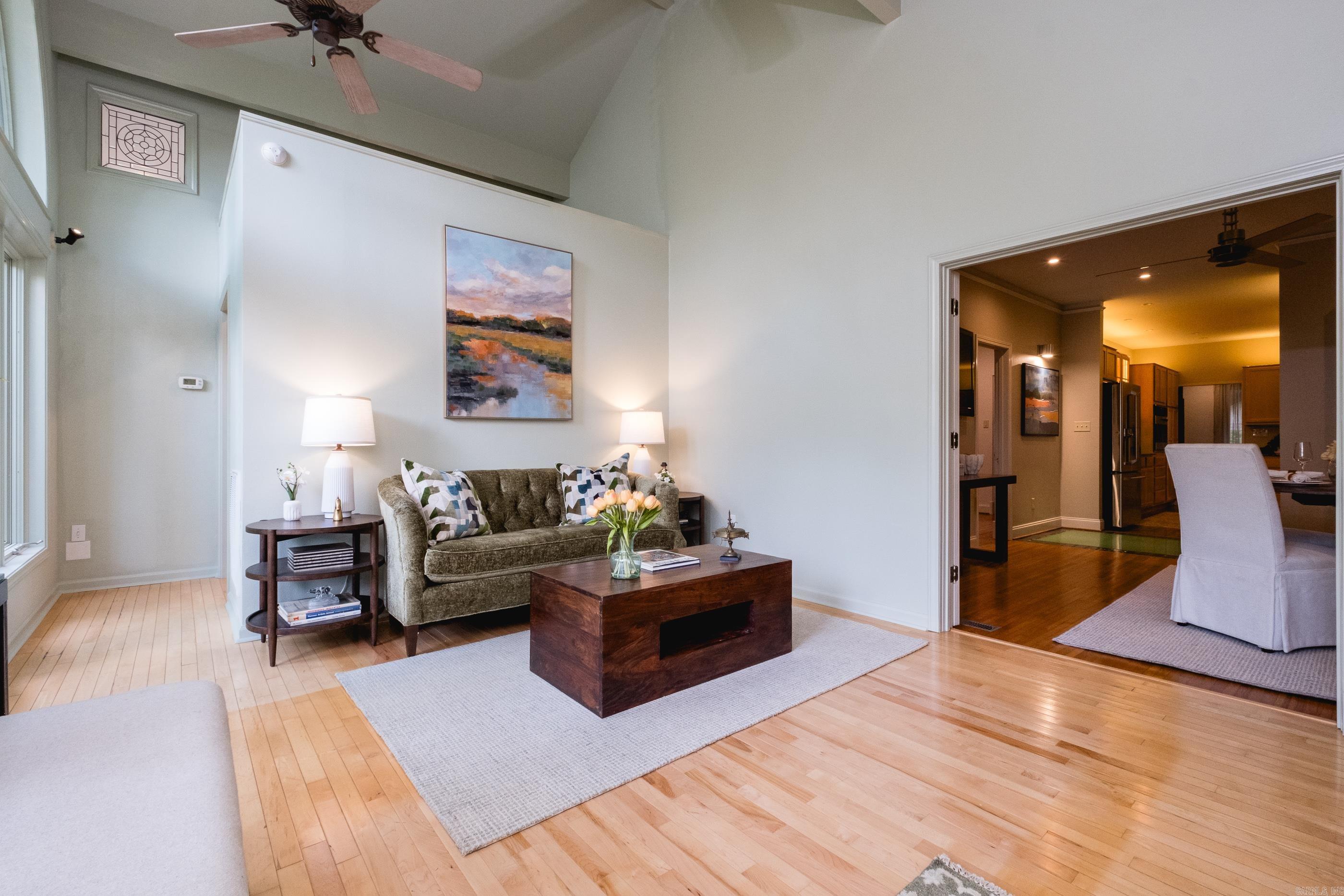 CRYSTAL COURT - Residential