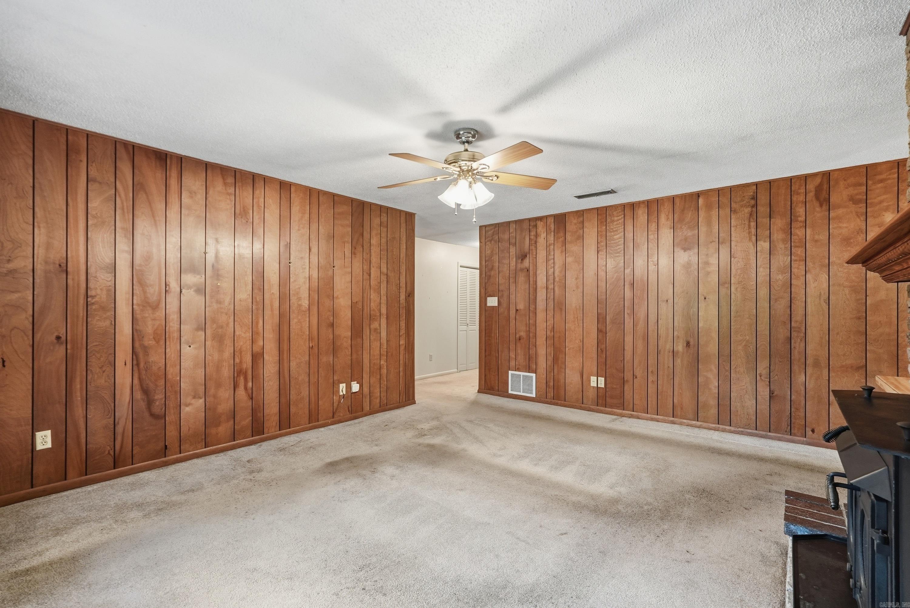 VALLEY CLIFF - Residential