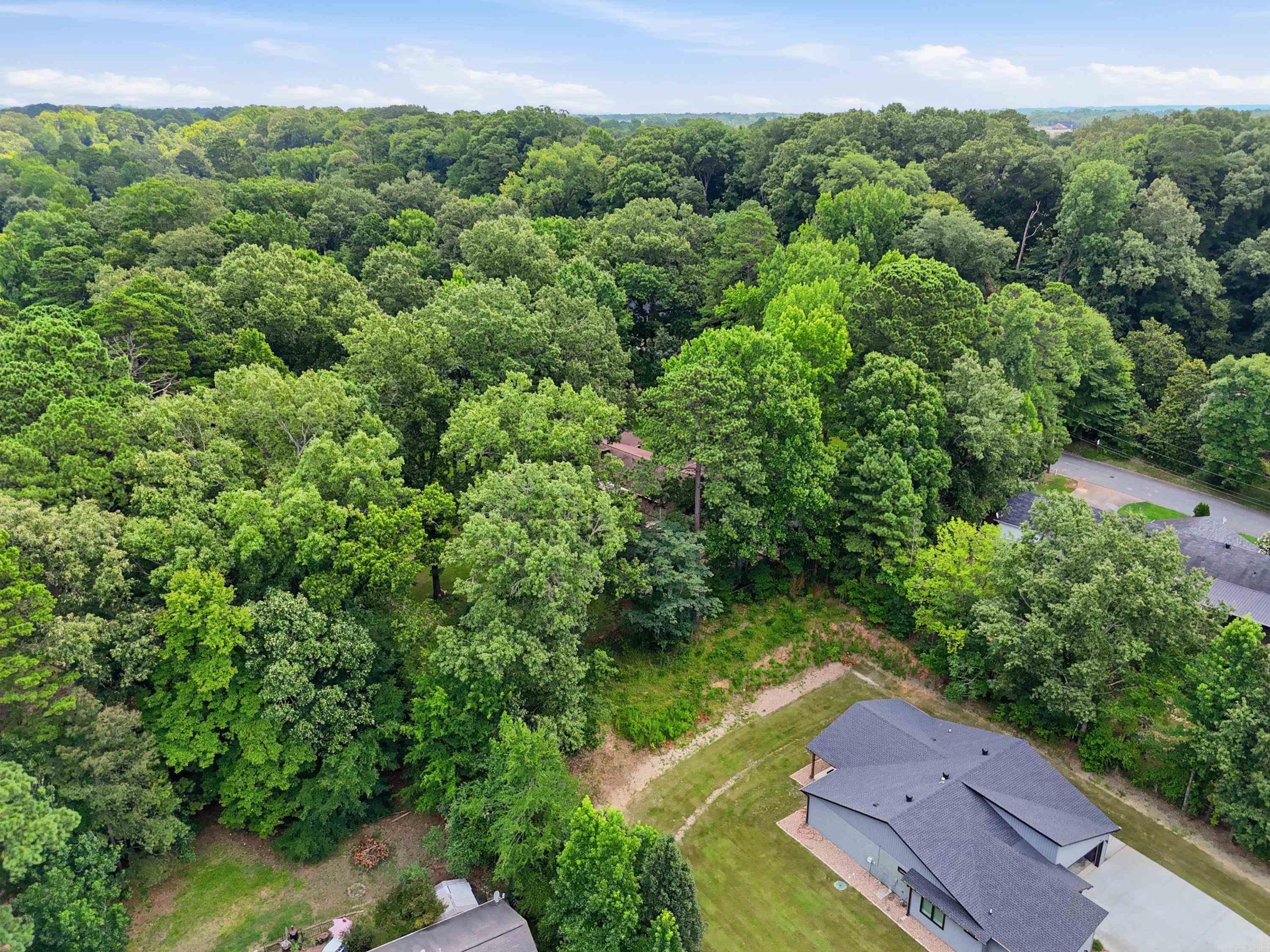 VALLEY CLIFF - Residential