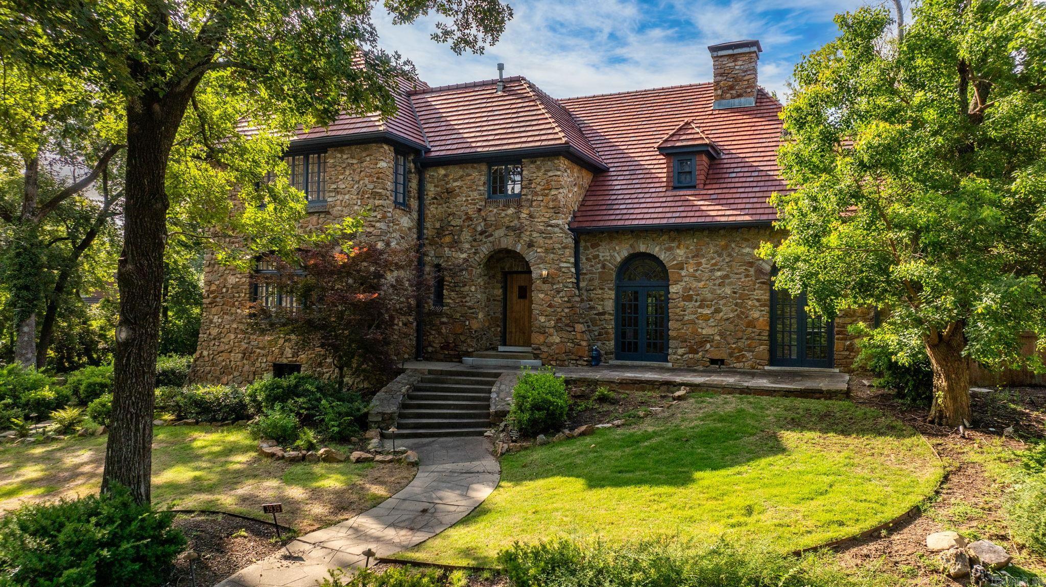 Doyles Place - Residential