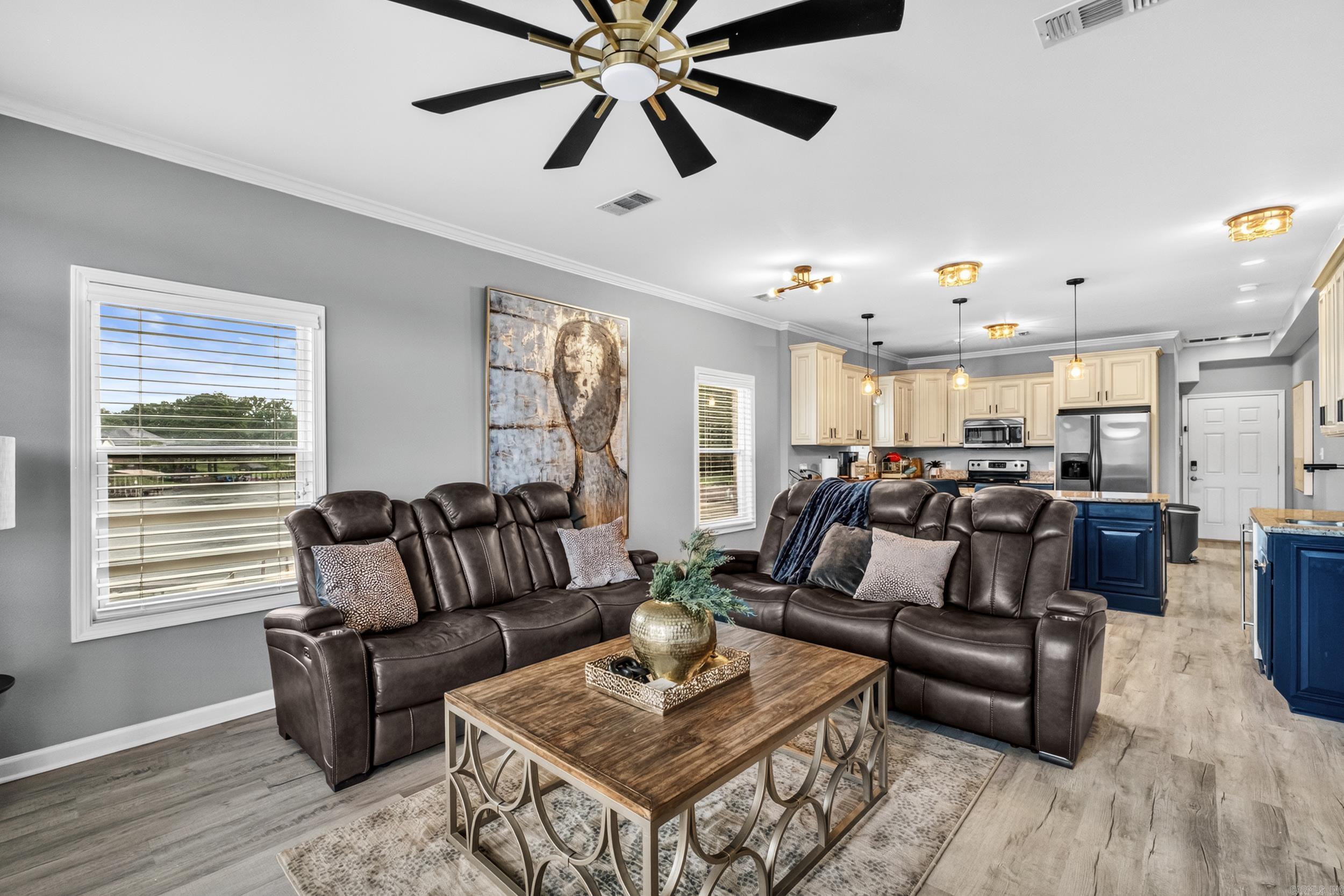 GRAND POINTE VIEW HPR - Residential