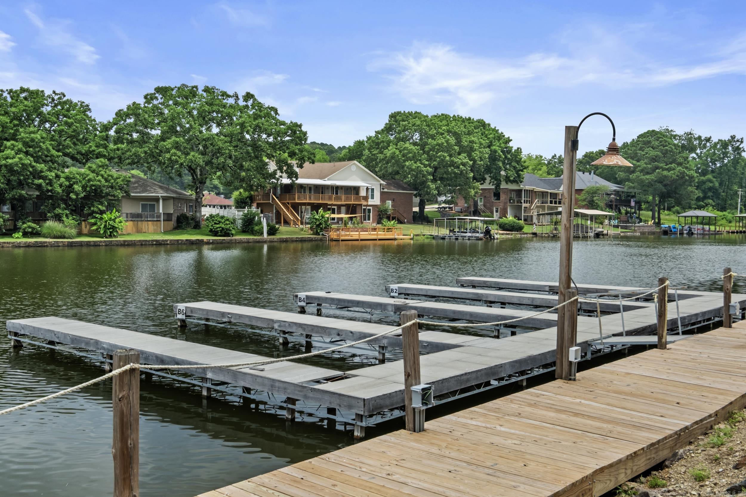 GRAND POINTE VIEW HPR - Residential