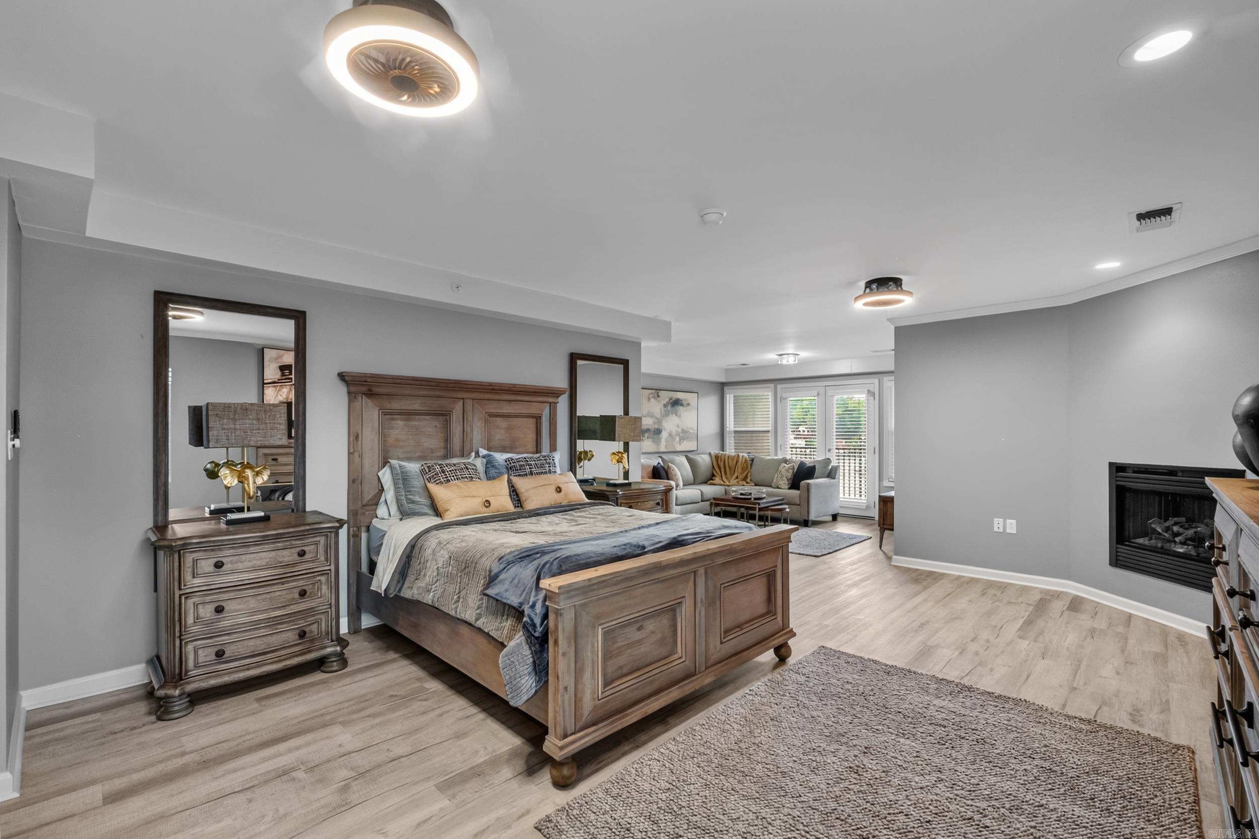 GRAND POINTE VIEW HPR - Residential