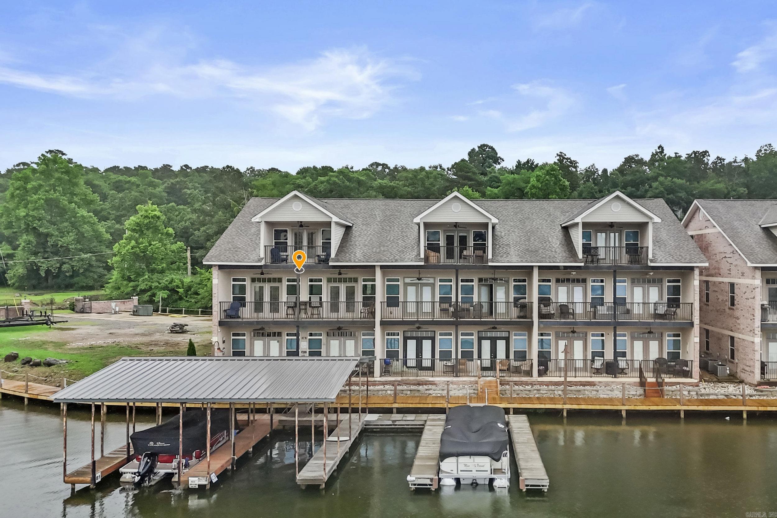 GRAND POINTE VIEW HPR - Residential