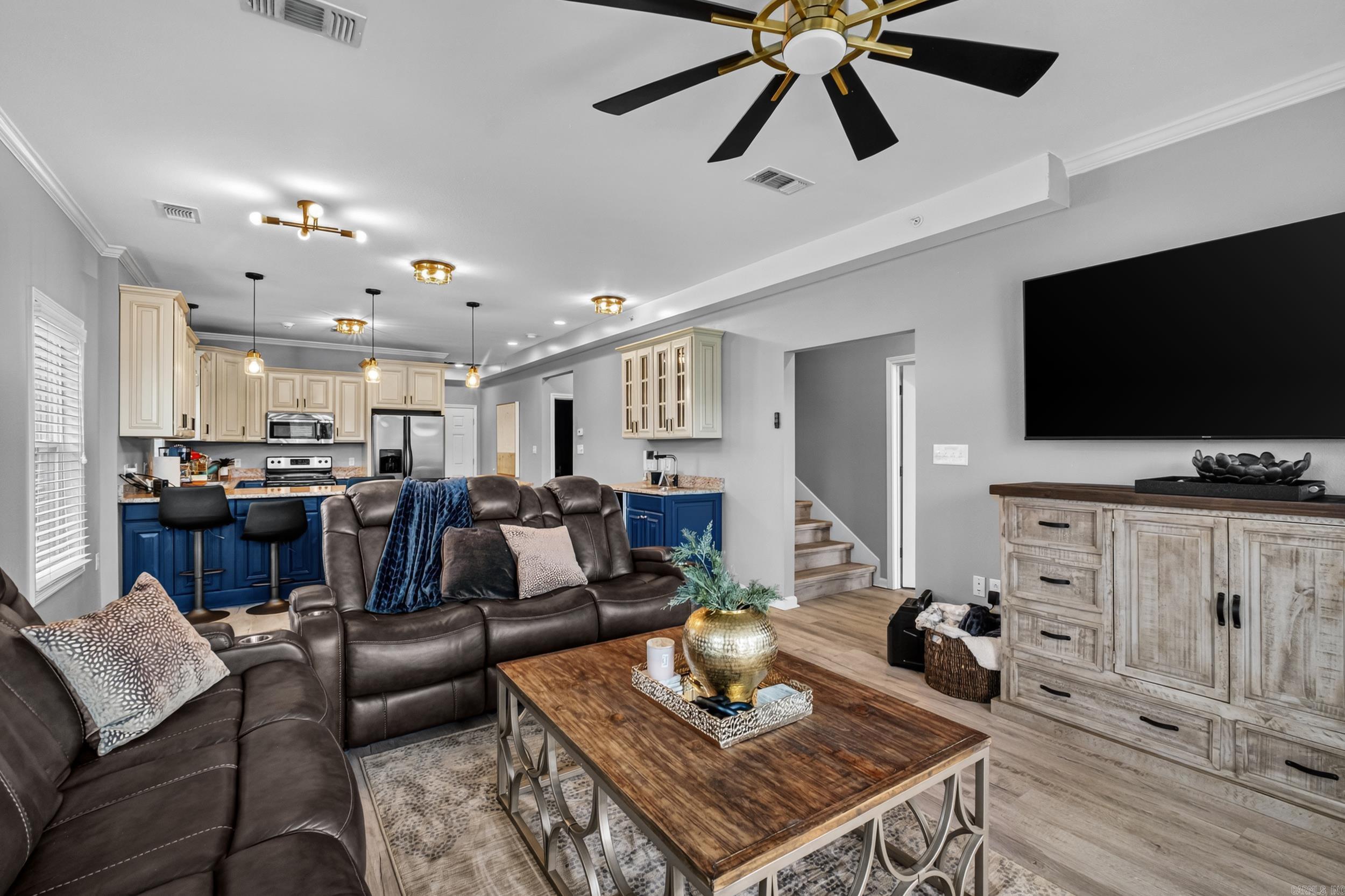 GRAND POINTE VIEW HPR - Residential