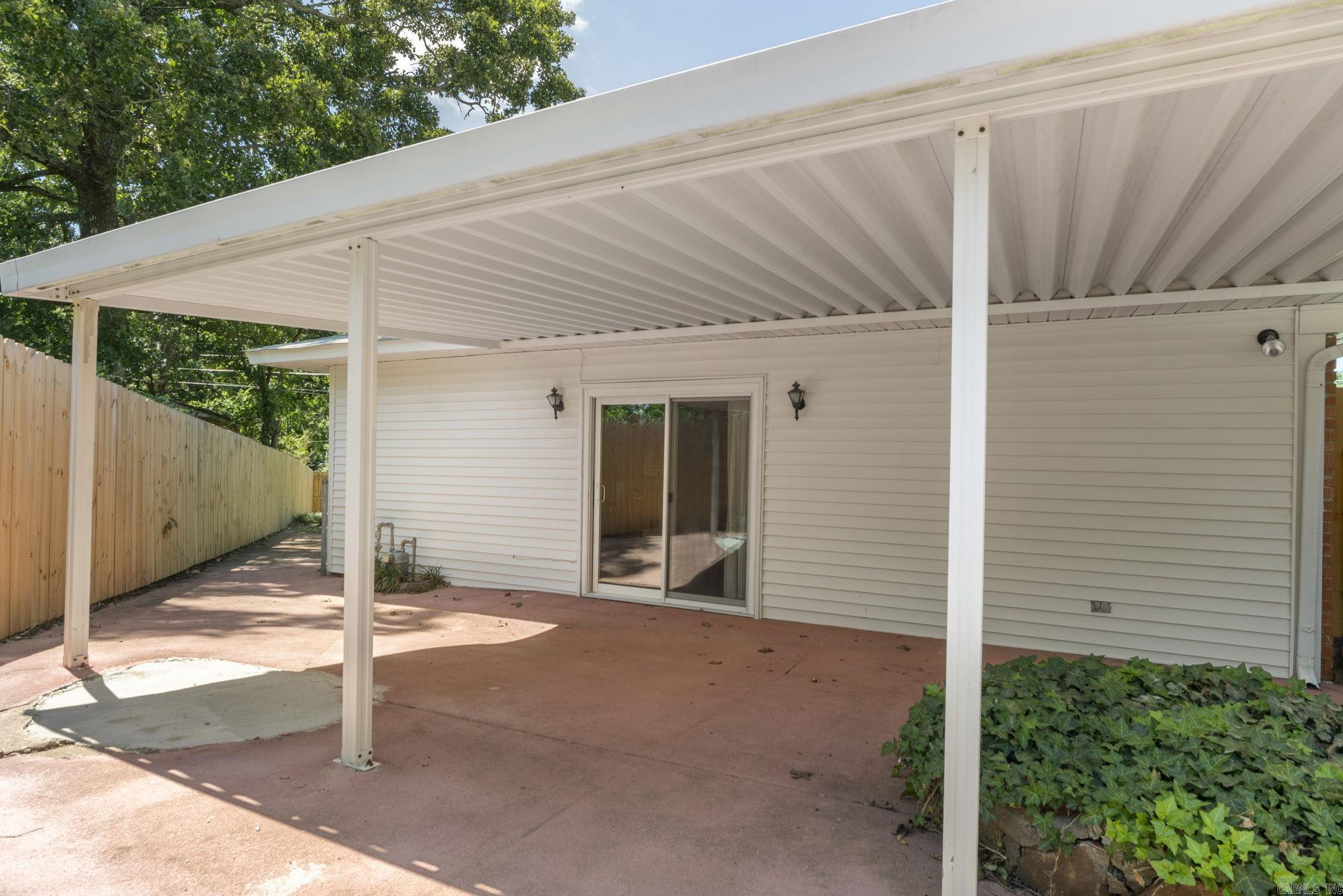 MARYLAND TERRACE - Residential