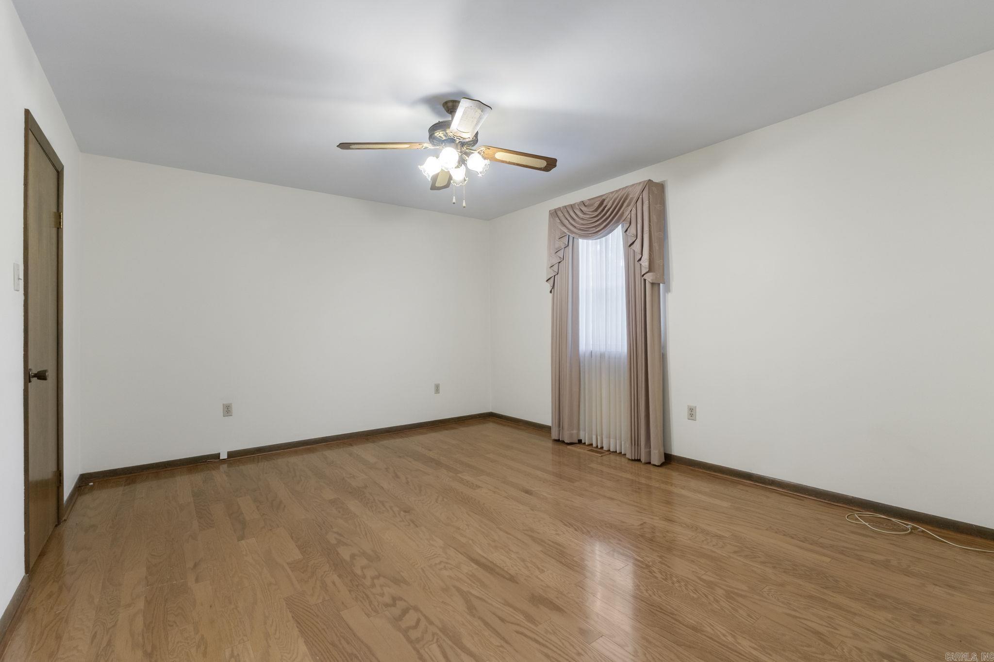 MARYLAND TERRACE - Residential