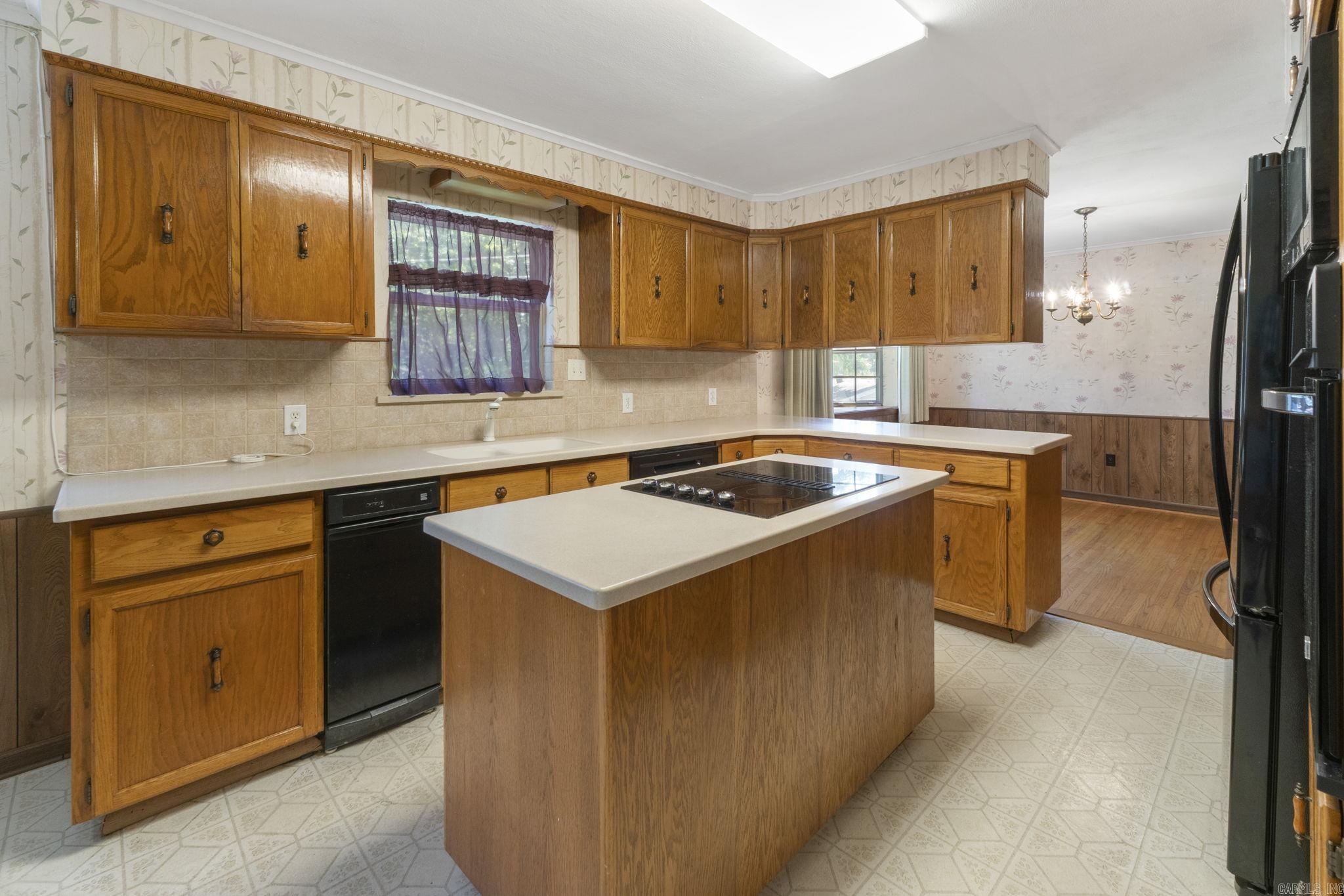 MARYLAND TERRACE - Residential