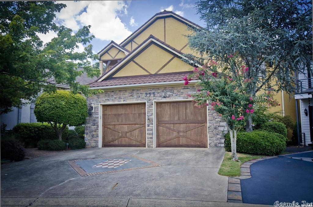 Paradise Lake Village Townhomes - Residential