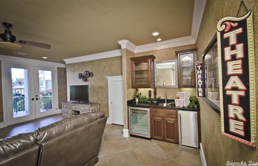 Paradise Lake Village Townhomes - Residential