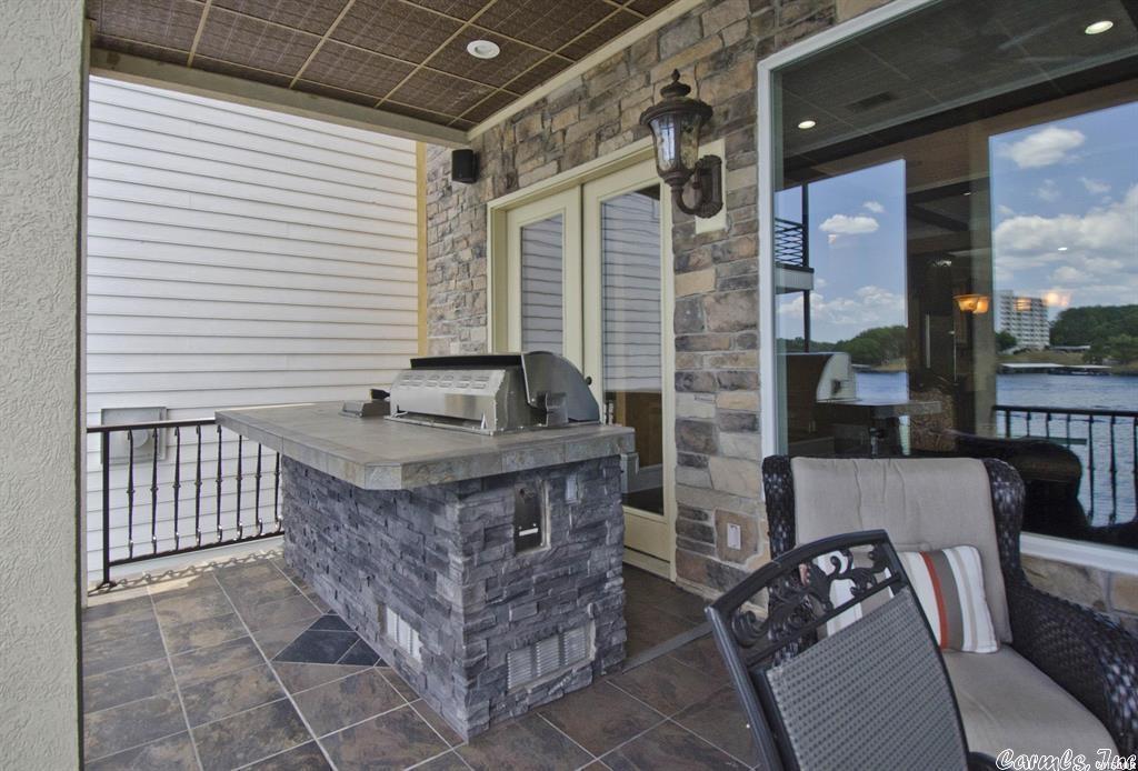 Paradise Lake Village Townhomes - Residential
