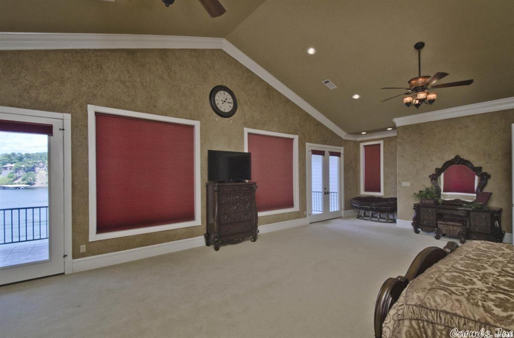 Paradise Lake Village Townhomes - Residential