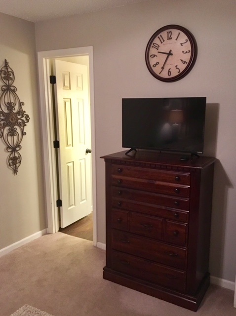 Lakewood Hills Condo - Residential