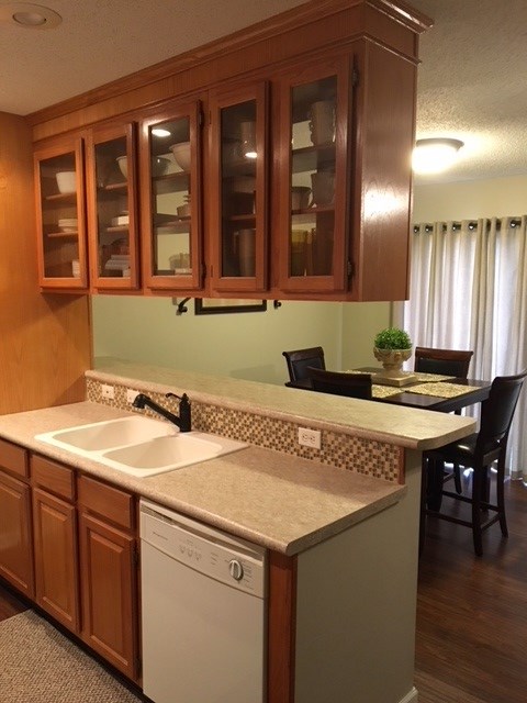 Lakewood Hills Condo - Residential
