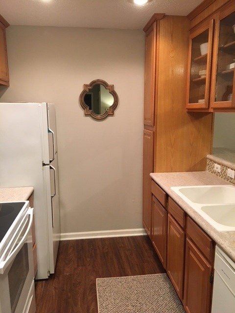 Lakewood Hills Condo - Residential
