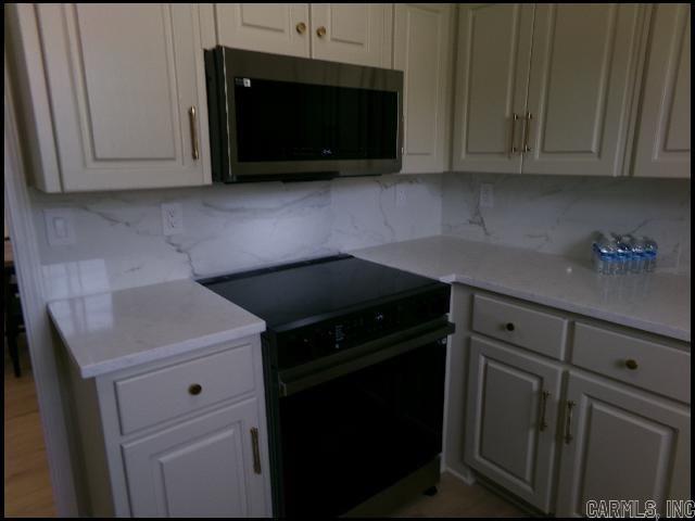 Oak Glenn - Residential Lease
