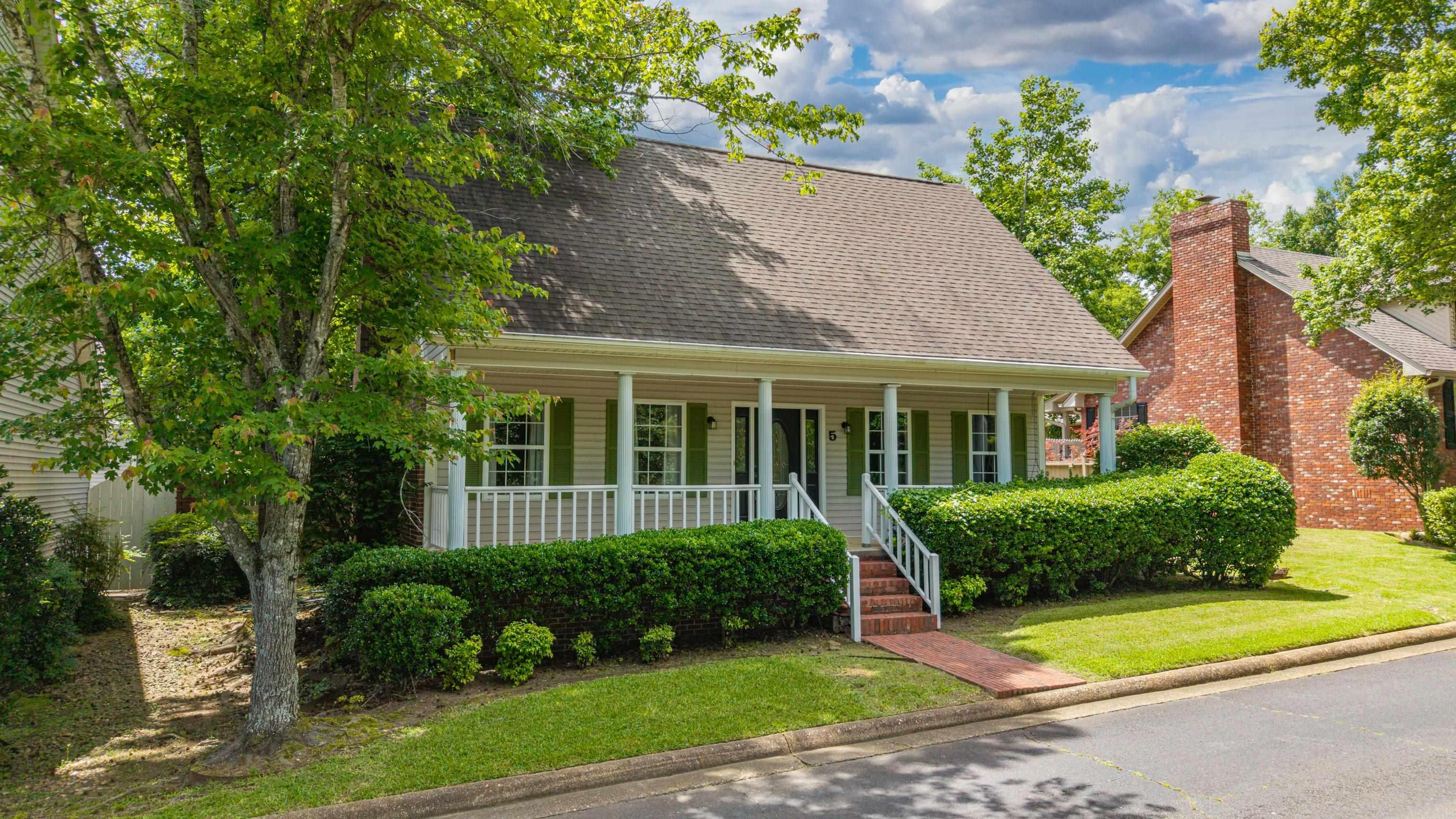 TOWNSQUARE - Residential