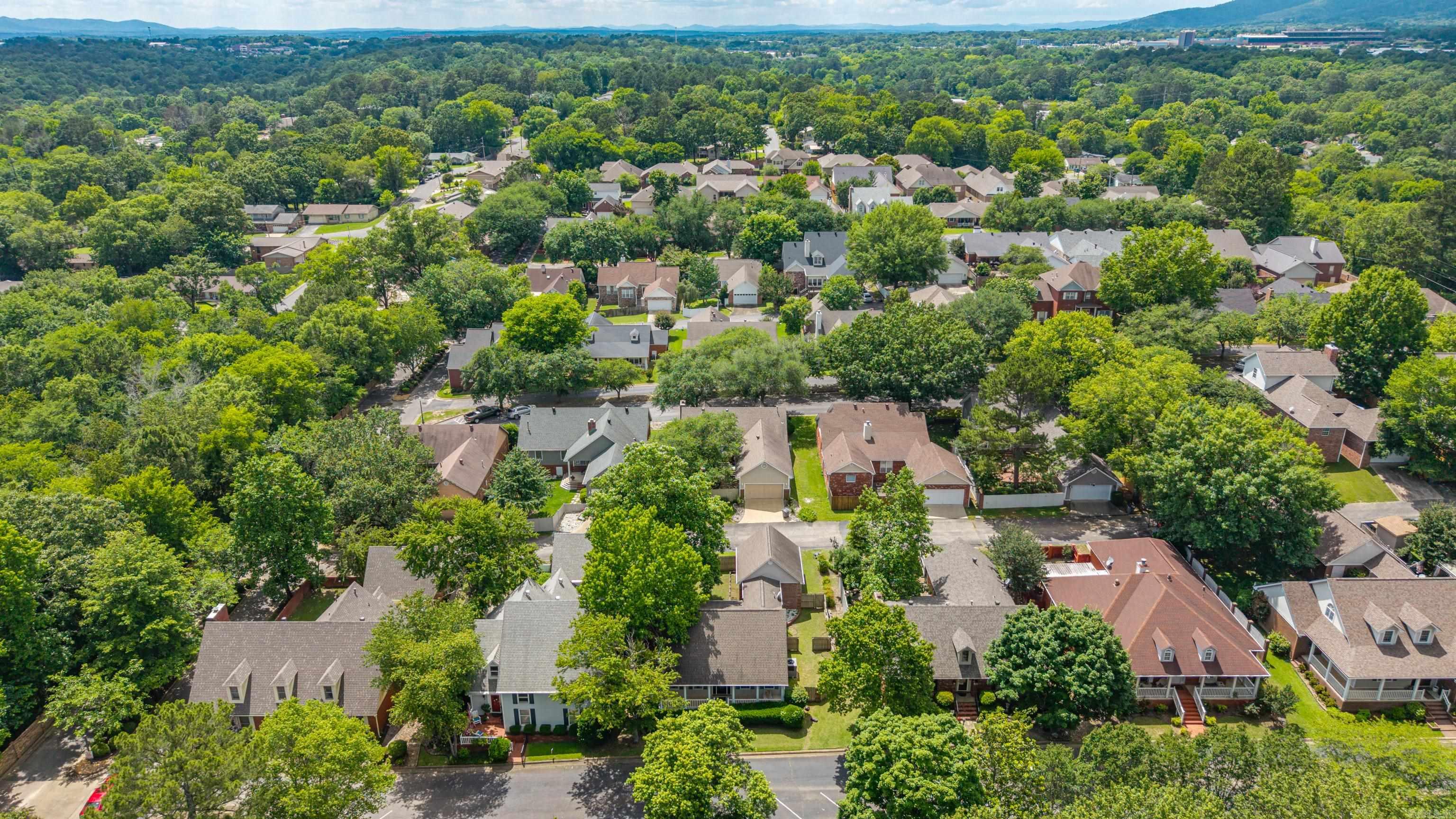 TOWNSQUARE - Residential