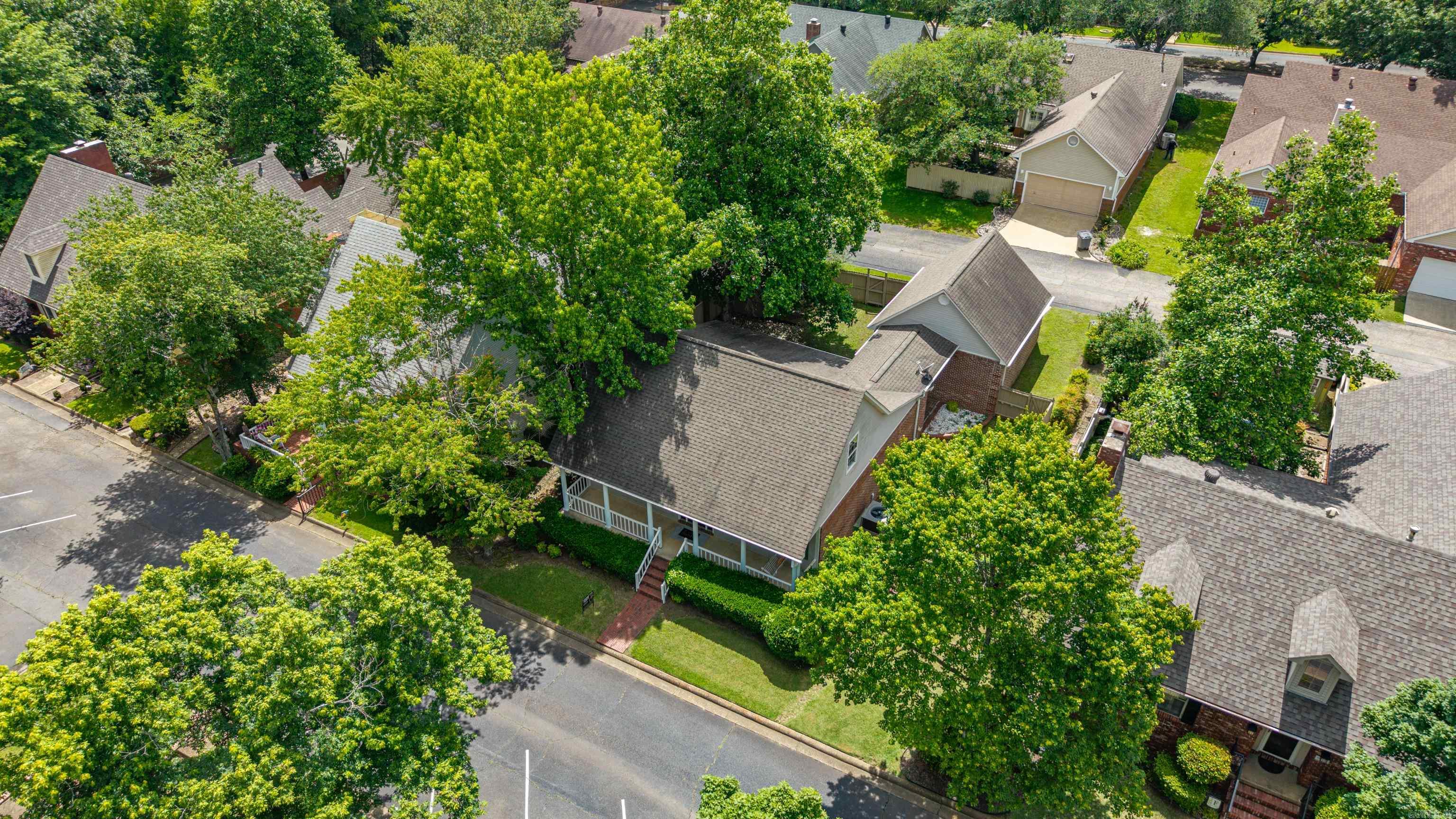 TOWNSQUARE - Residential